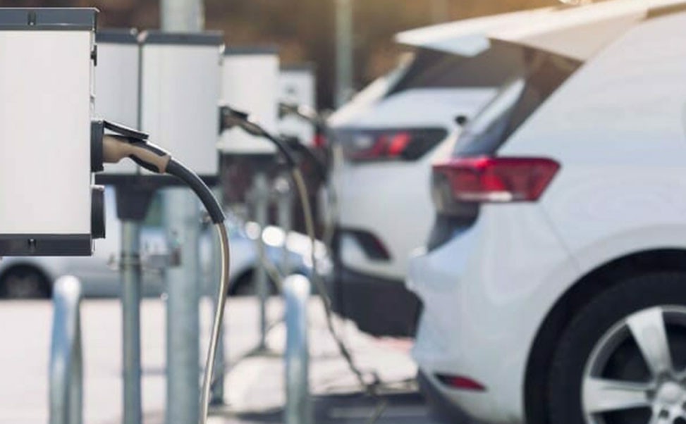 新能源充電樁市場(chǎng)：機(jī)遇與挑戰(zhàn)并存