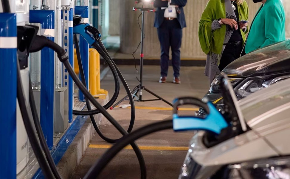 汽車充電樁加盟的市場機遇與風(fēng)險管理